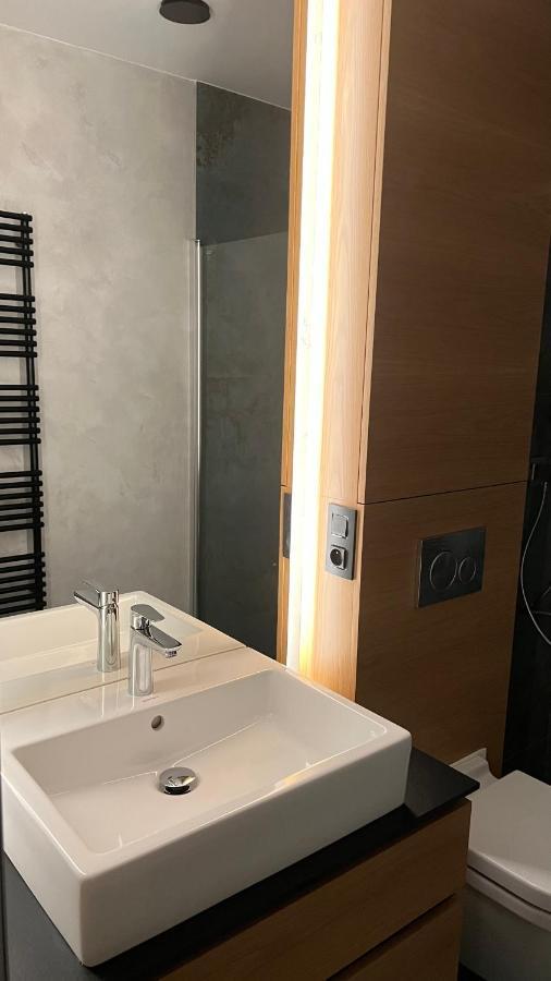 Kamel Club Restaurace A Penzion Оломоуц Экстерьер фото